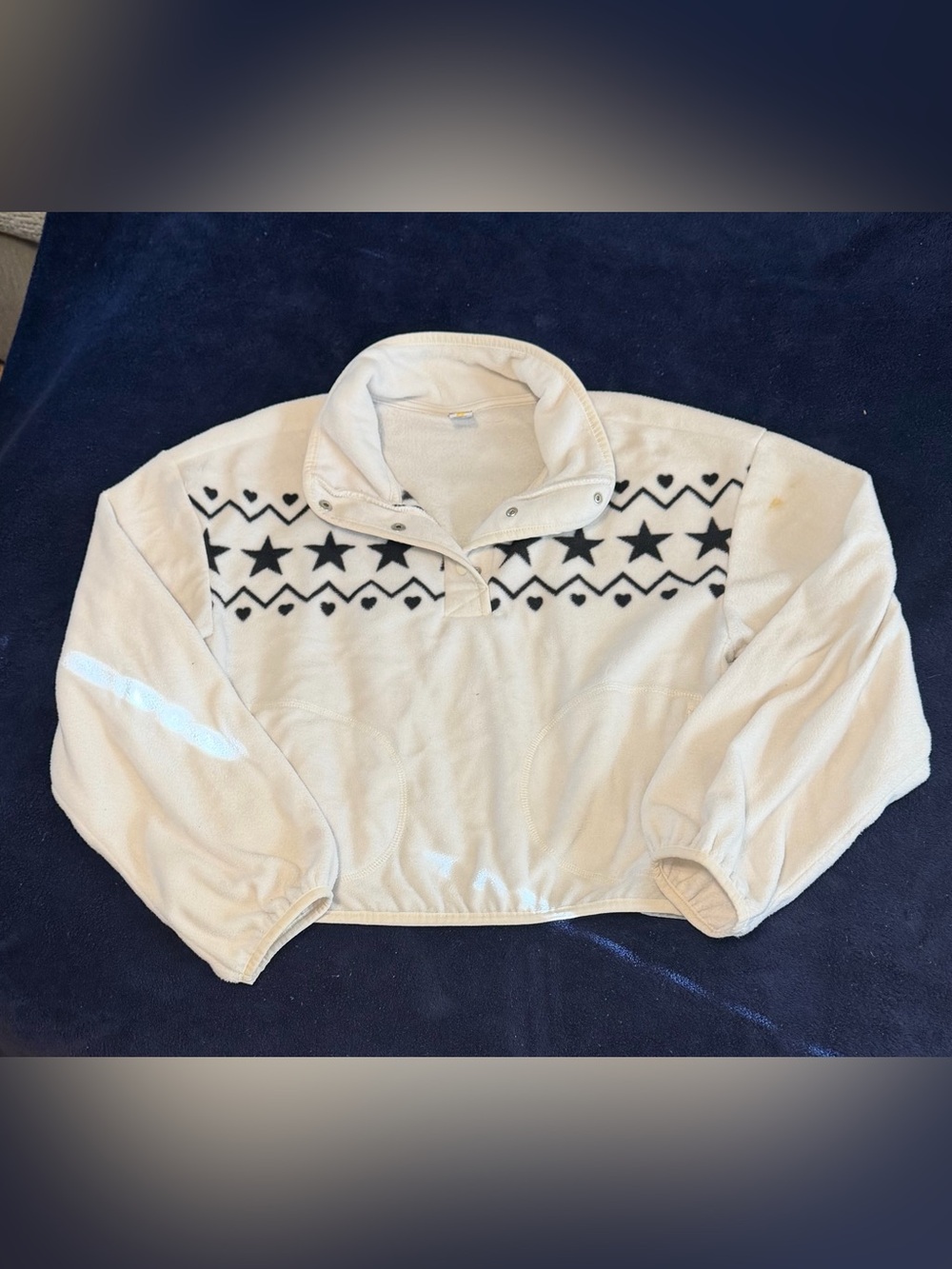 Cozy Cream Fleece Pullover with Star Pattern